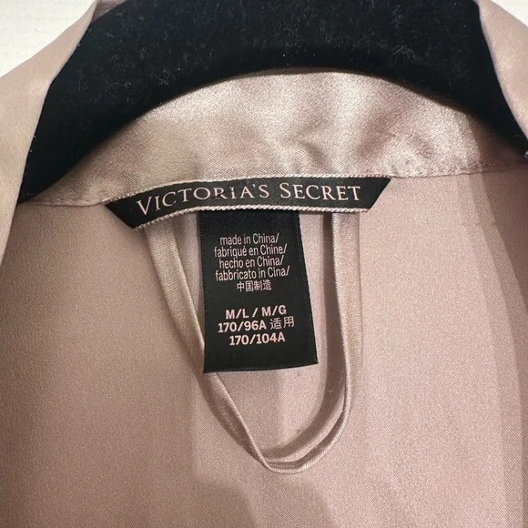 Victoria's Secret Satin Robe - Picture 5 of 5